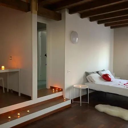 Bed & Breakfast Attico By Marconi 11 *