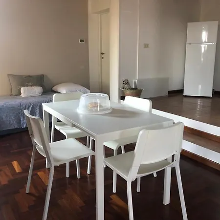 Attico By Marconi 11 Bed & Breakfast Besozzo